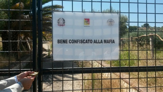 FESR Sicilia azione 9.6.6 : pubblicati gli elenchi dei progetti presentati per il recupero ad uso sociale di immobili pubblici e confiscati alle mafie