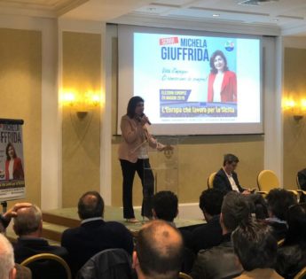 Michela Giuffrida con Andrea Orlando a Catania 4 maggio 2019